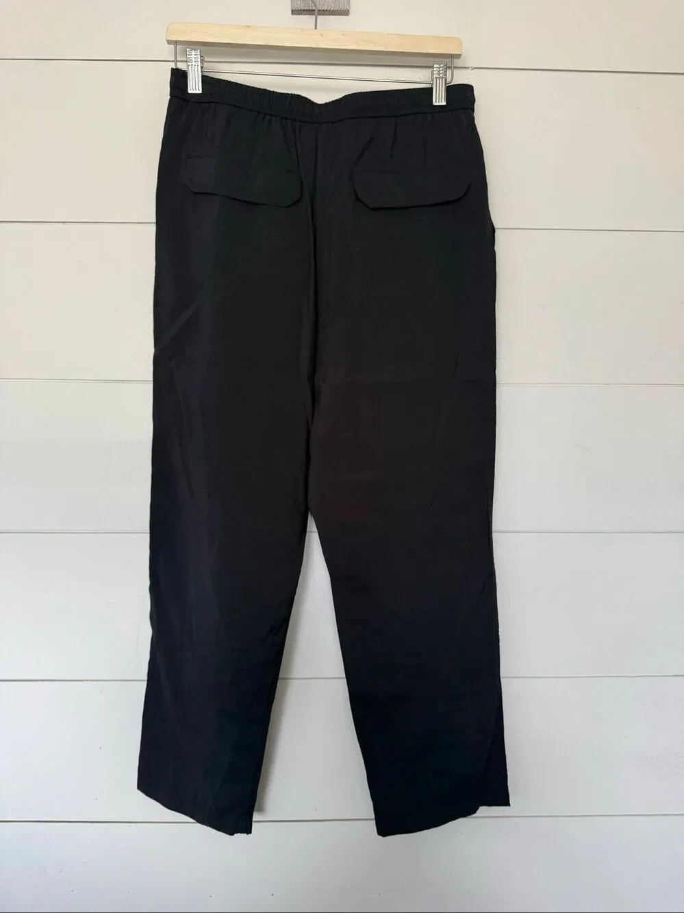 Zara Women’s Medium Black Crop Drawstring Joggers